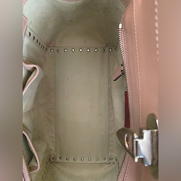 Valentino Garavani Vitello rockstud leather small bag in taupe/tan EUC - Picture 13 of 16